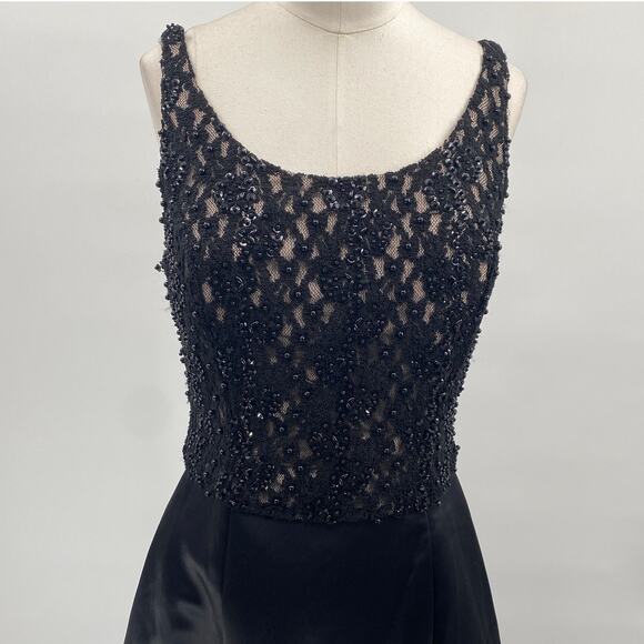 Vintage 90s Ball Gown Beaded Lace Bodice Satin A Line Fit & Flare Black Womens 4 - Picture 4 of 11